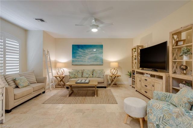 2021 SE 17th PL, Cape Coral, FL 33990