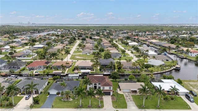 2021 SE 17th PL, Cape Coral, FL 33990