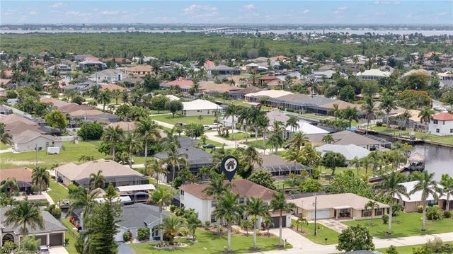 2021 SE 17th PL, Cape Coral, FL 33990