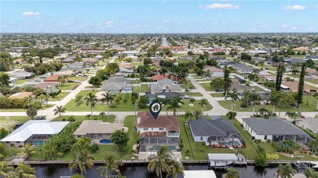 2021 SE 17th PL, Cape Coral, FL 33990