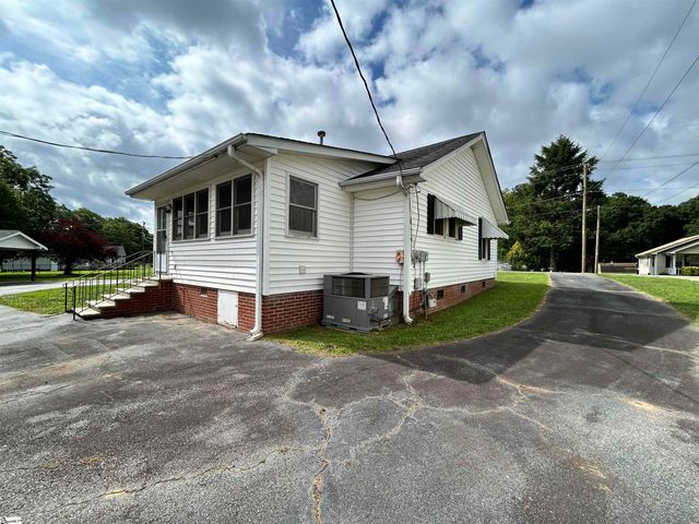 204 Edwards Road, Lyman, SC 29365
