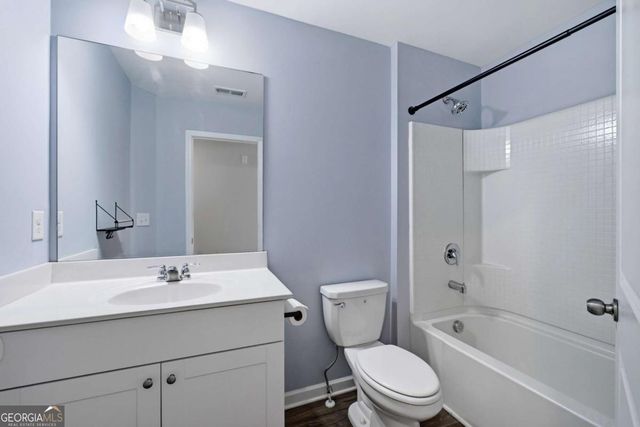 6042 Harbor Landing Drive, Buford, GA 30518