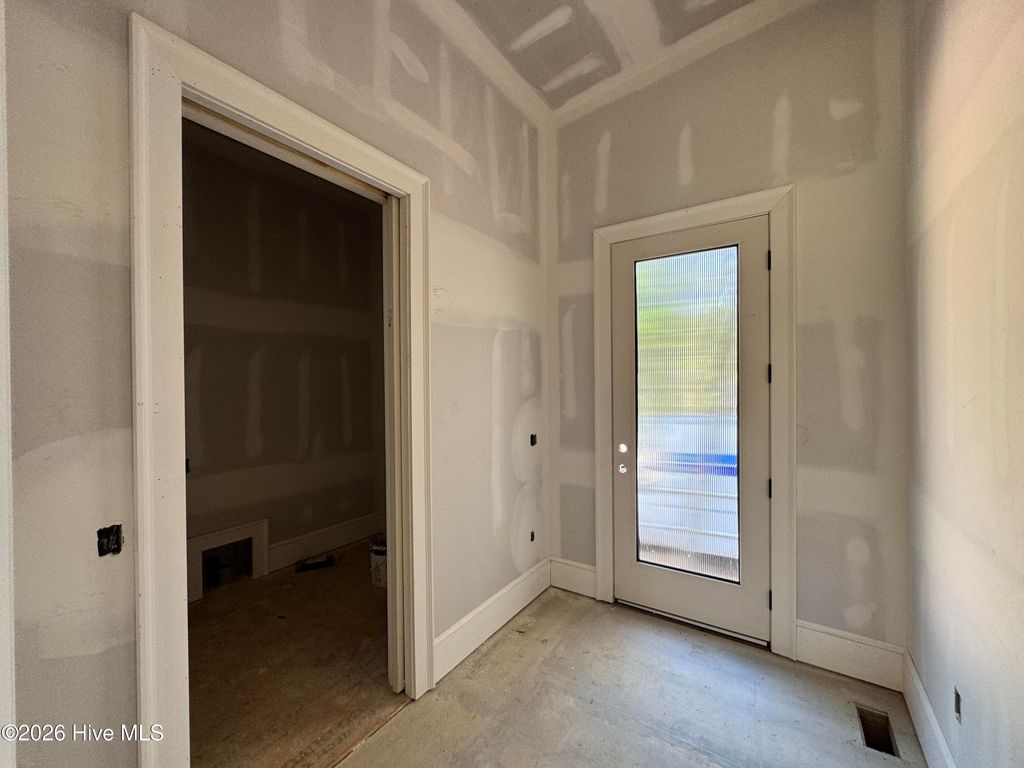 Image 15 of property listing at 229 Hill Road, Southern Pines, NC 28387