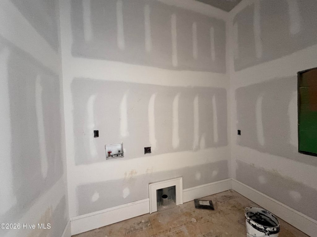 Image 16 of property listing at 229 Hill Road, Southern Pines, NC 28387