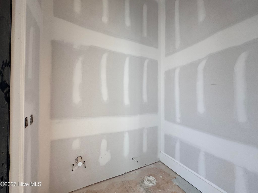 Image 6 of property listing at 229 Hill Road, Southern Pines, NC 28387