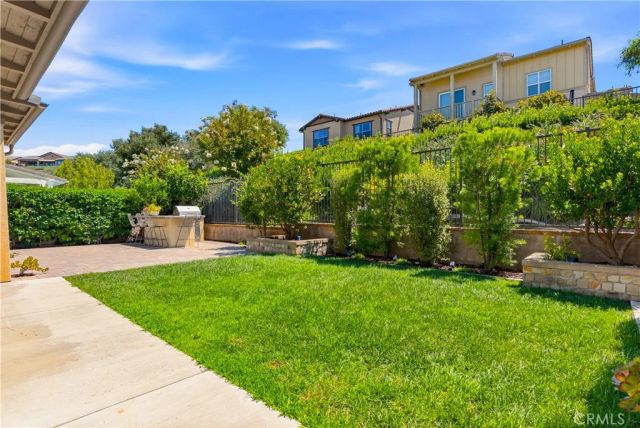 4 Cerro Court, Rancho Mission Viejo, CA 92694