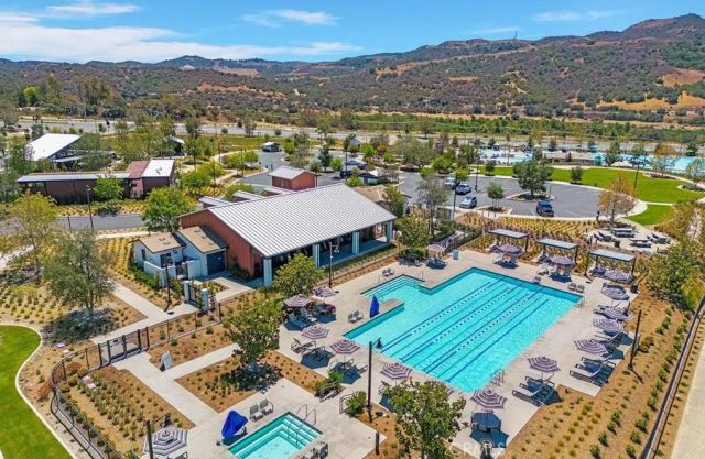 4 Cerro Court, Rancho Mission Viejo, CA 92694