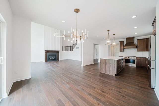 6465 Tanseyclose Lane, Dublin, OH 43016