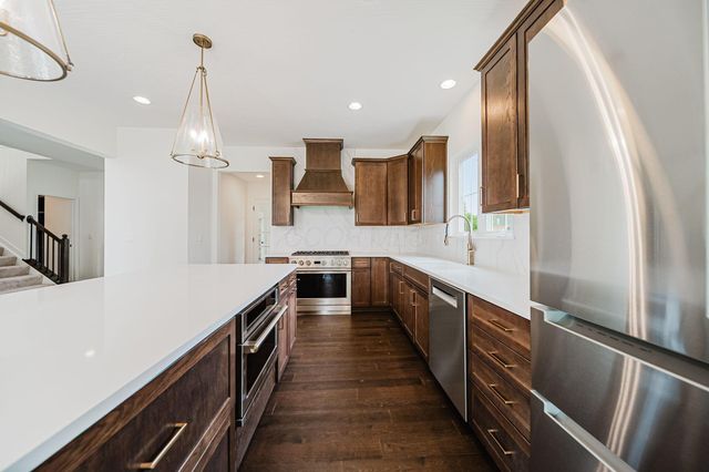6465 Tanseyclose Lane, Dublin, OH 43016