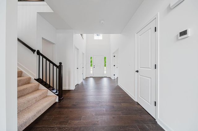6465 Tanseyclose Lane, Dublin, OH 43016