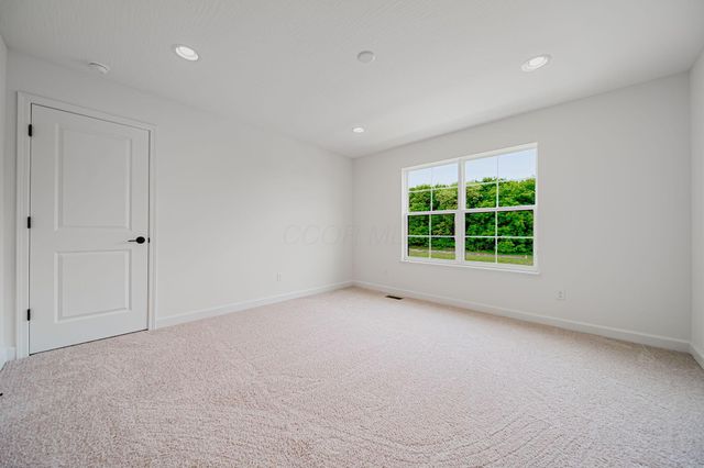 6465 Tanseyclose Lane, Dublin, OH 43016