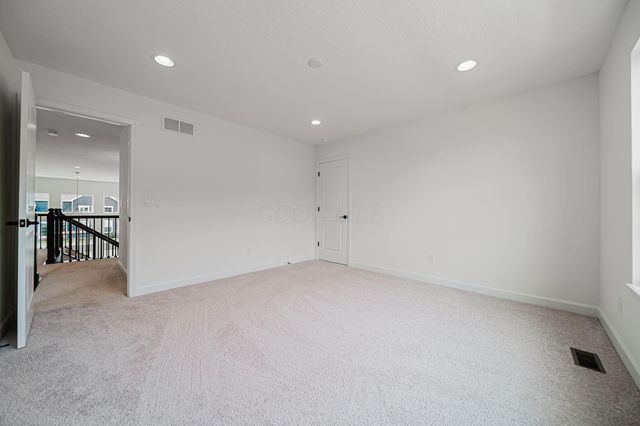 6465 Tanseyclose Lane, Dublin, OH 43016