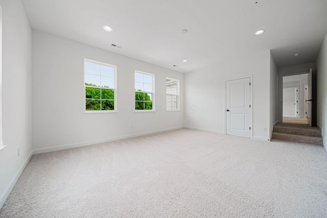 6465 Tanseyclose Lane, Dublin, OH 43016