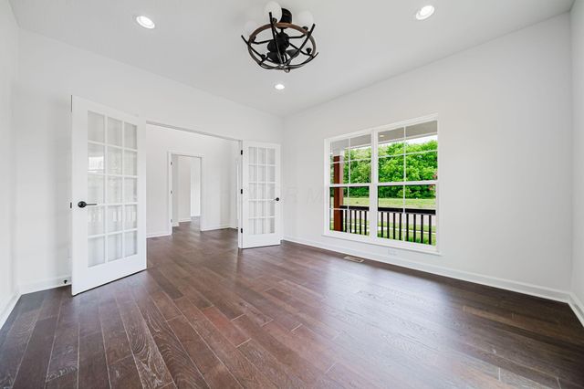 6465 Tanseyclose Lane, Dublin, OH 43016