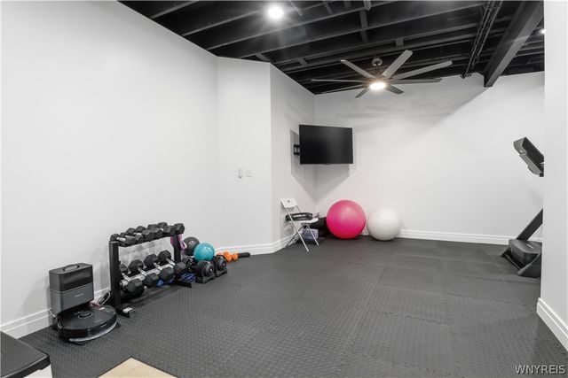 14 Blue Heron Drive, Orchard Park, NY 14127