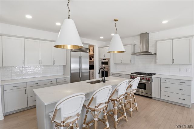 14 Blue Heron Drive, Orchard Park, NY 14127