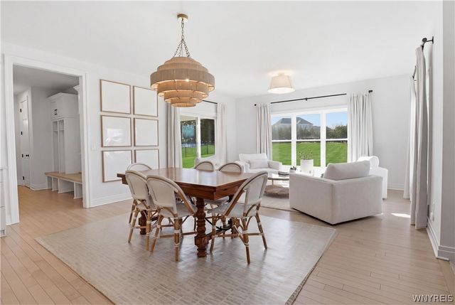 14 Blue Heron Drive, Orchard Park, NY 14127