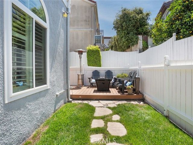 121 S Juanita 6, Redondo Beach, CA 90277