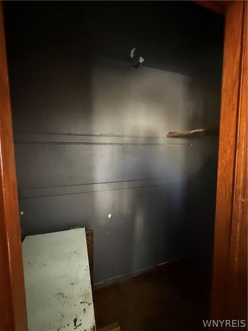 725 Monteagle Street, Niagara Falls, NY 14305