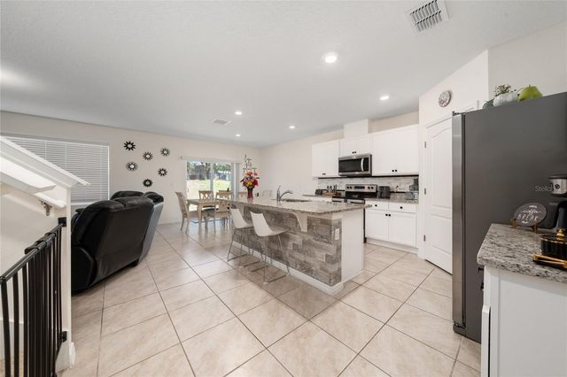 2824 BIG SUR ROAD, Davenport, FL 33837