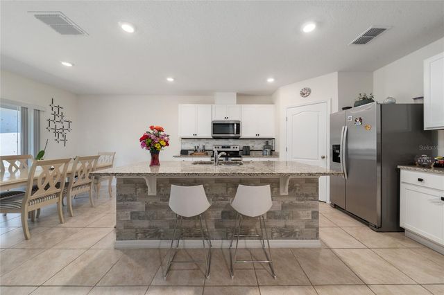2824 BIG SUR ROAD, Davenport, FL 33837