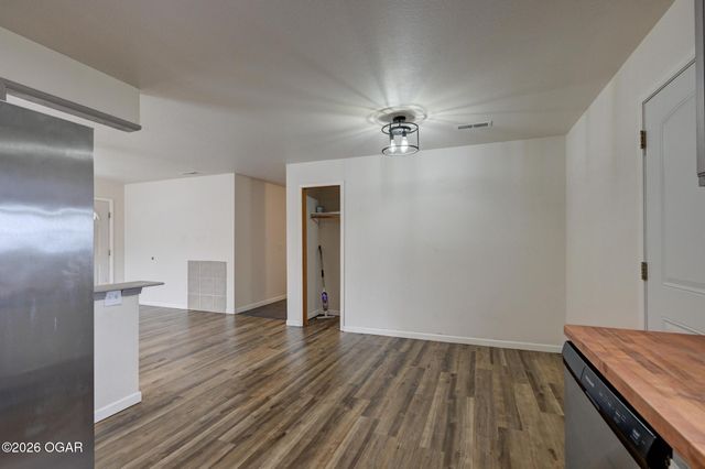 1307 Katherine Avenue, Joplin, MO 64801