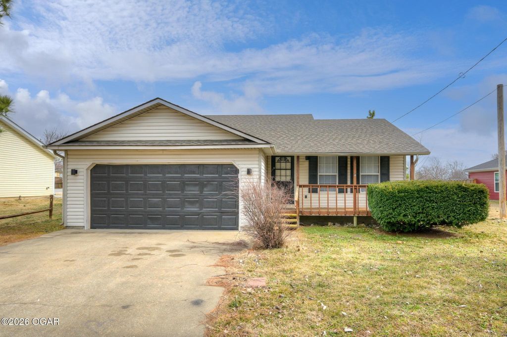 1307 Katherine Avenue, Joplin, MO 64801