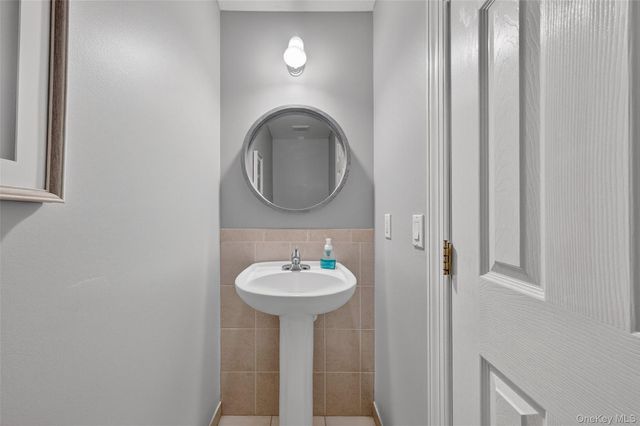 237 Lattintown Road, Marlboro, NY 12542