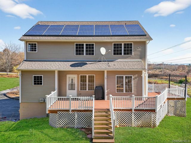 237 Lattintown Road, Marlboro, NY 12542