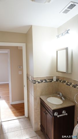 28 Sampson Street 4, Bridgeport, CT 06606