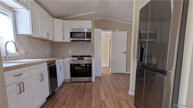 3623 E Whirlwind Path, Floral City, FL 34436