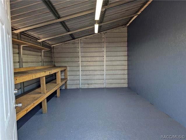 3623 E Whirlwind Path, Floral City, FL 34436