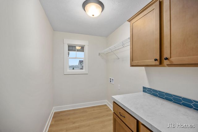 11440 Shoreline Drive 110, Allendale, MI 49401