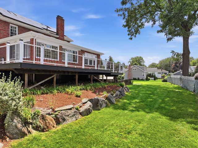 117 Cook Ln, Marlborough, MA 01752
