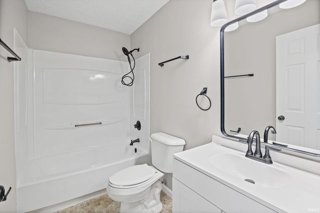 3906 John Adams Road, Lafayette, IN 47909