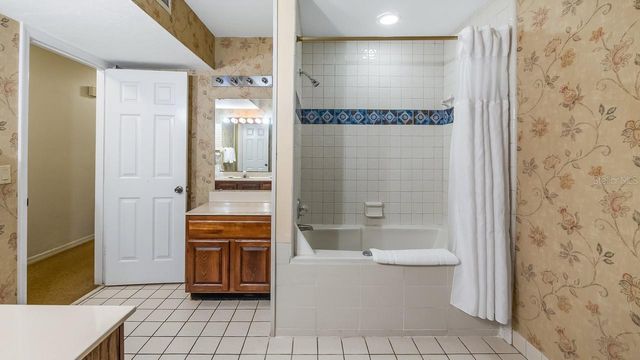 708 SANTA CRUZ LANE 708, Howey In The Hills, FL 34737