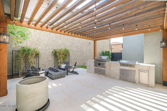 3923 E GALVESTON Street, Gilbert, AZ 85295