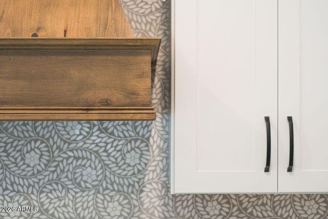 3923 E GALVESTON Street, Gilbert, AZ 85295