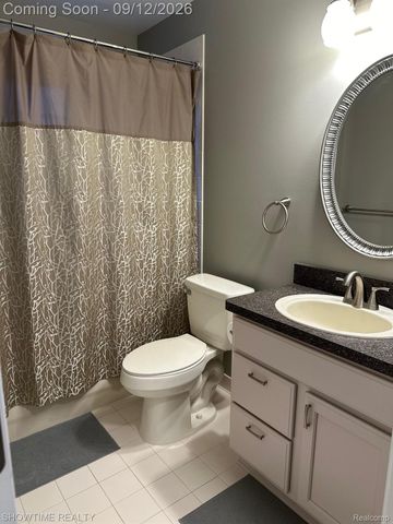 14377 MORAVIAN MANOR Circle, Sterling Heights, MI 48312