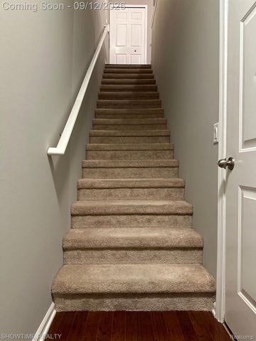 14377 MORAVIAN MANOR Circle, Sterling Heights, MI 48312