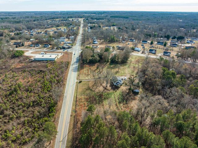 1741 Rainbow Lake Road, Chesnee, SC 29323