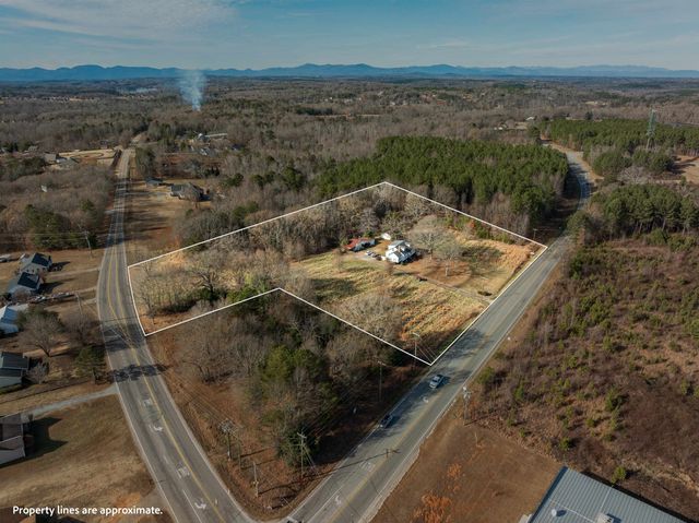 1741 Rainbow Lake Road, Chesnee, SC 29323