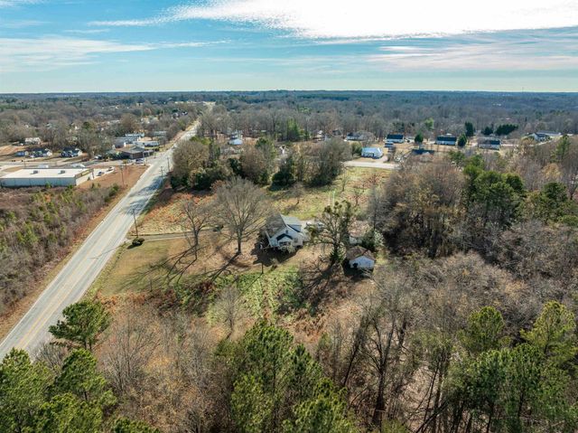 1741 Rainbow Lake Road, Chesnee, SC 29323