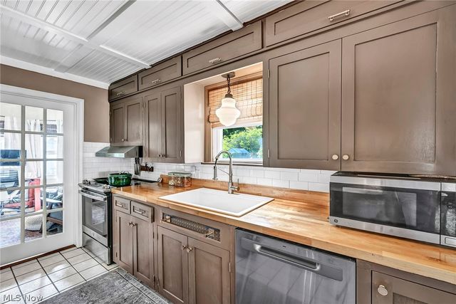 7333 Case Avenue, Mentor, OH 44060