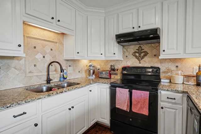 169 W Kingston Springs Rd, Kingston Springs, TN 37082