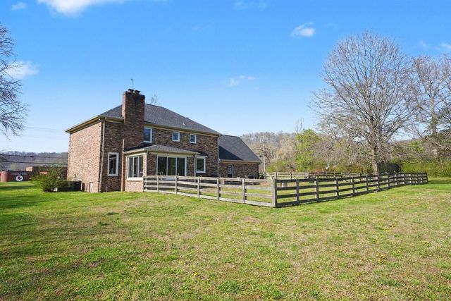 169 W Kingston Springs Rd, Kingston Springs, TN 37082