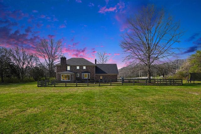 169 W Kingston Springs Rd, Kingston Springs, TN 37082
