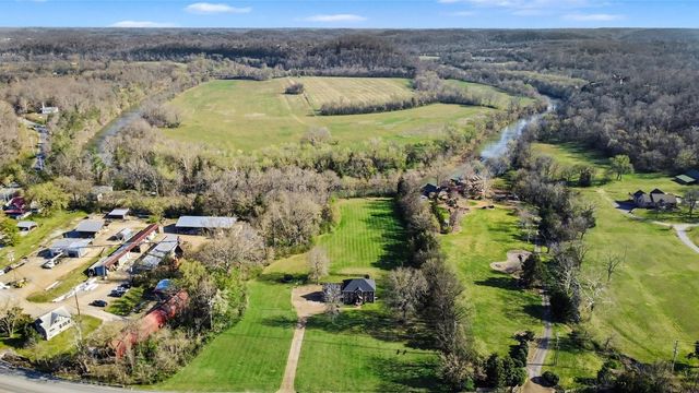 169 W Kingston Springs Rd, Kingston Springs, TN 37082