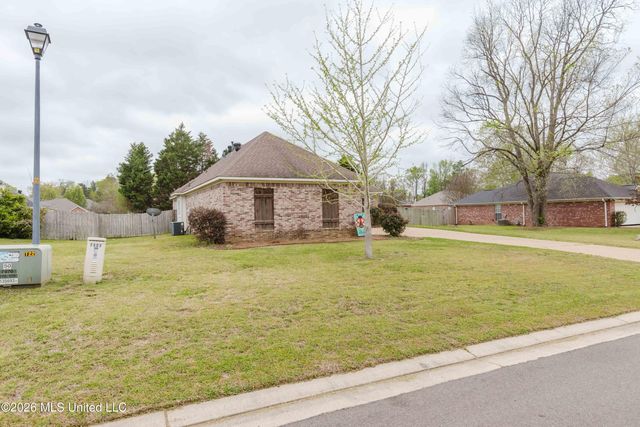 505 Stuart Crossing, Brandon, MS 39042
