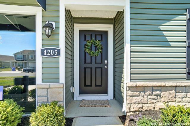 412 Garnet Ranch Drive, Delaware, OH 43015